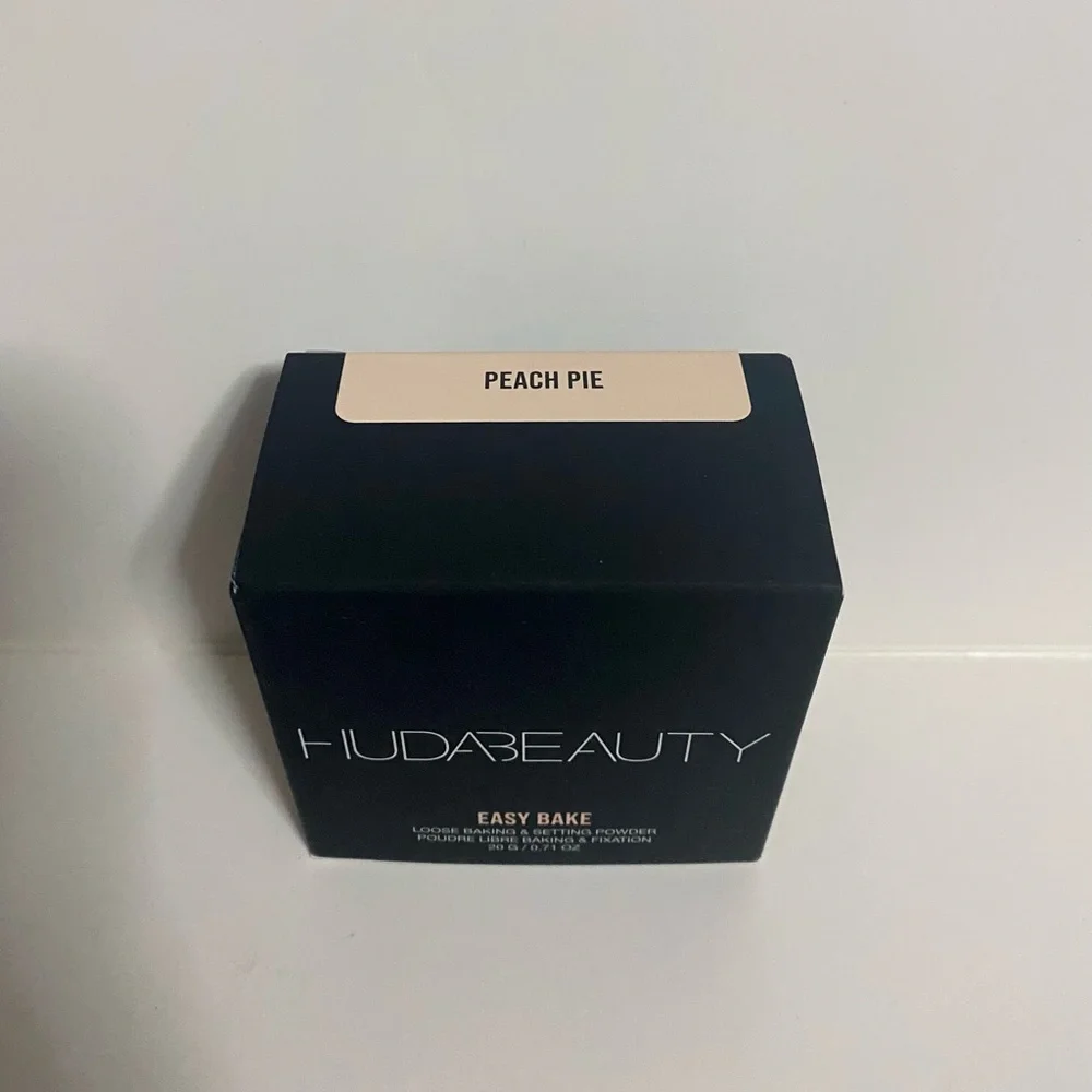 HUDA BEAUTY Easy Bake Loose Baking & Setting Powder - Peach Pie 20g New In Box